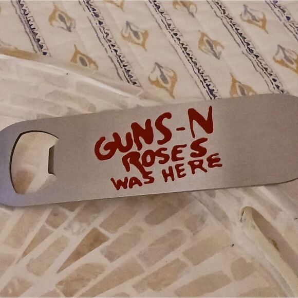 Guns N' Roses Bottle Opener - Picture 4 of 7